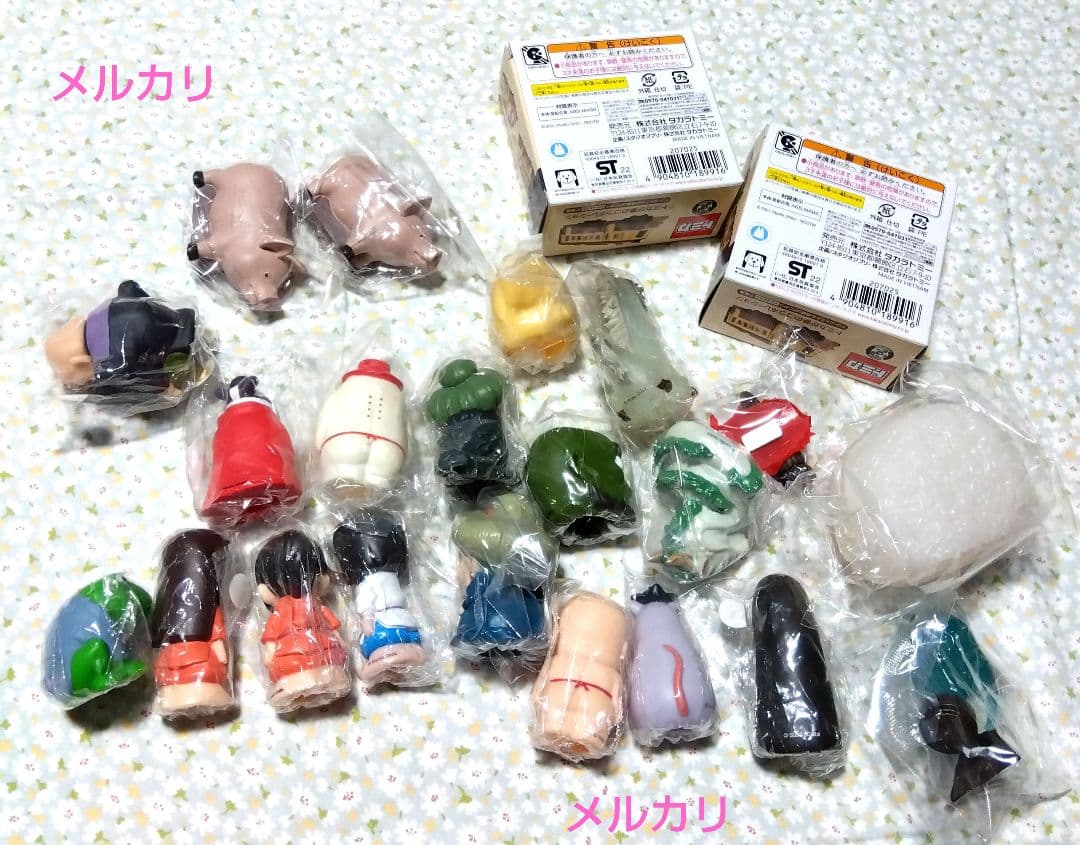 ジブリ指人形千と千尋の神隠し他トミカまとめ売り 　全２３種