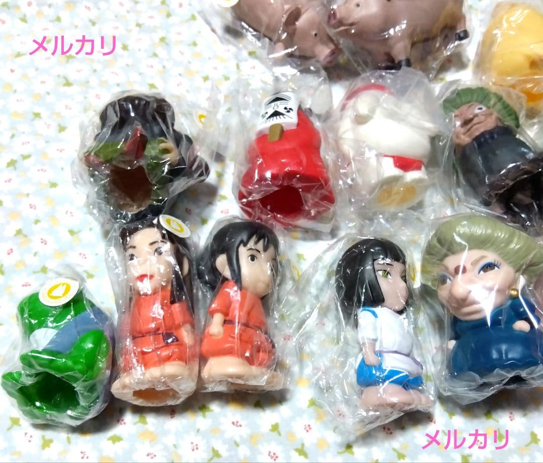 ジブリ指人形千と千尋の神隠し他トミカまとめ売り 　全２３種