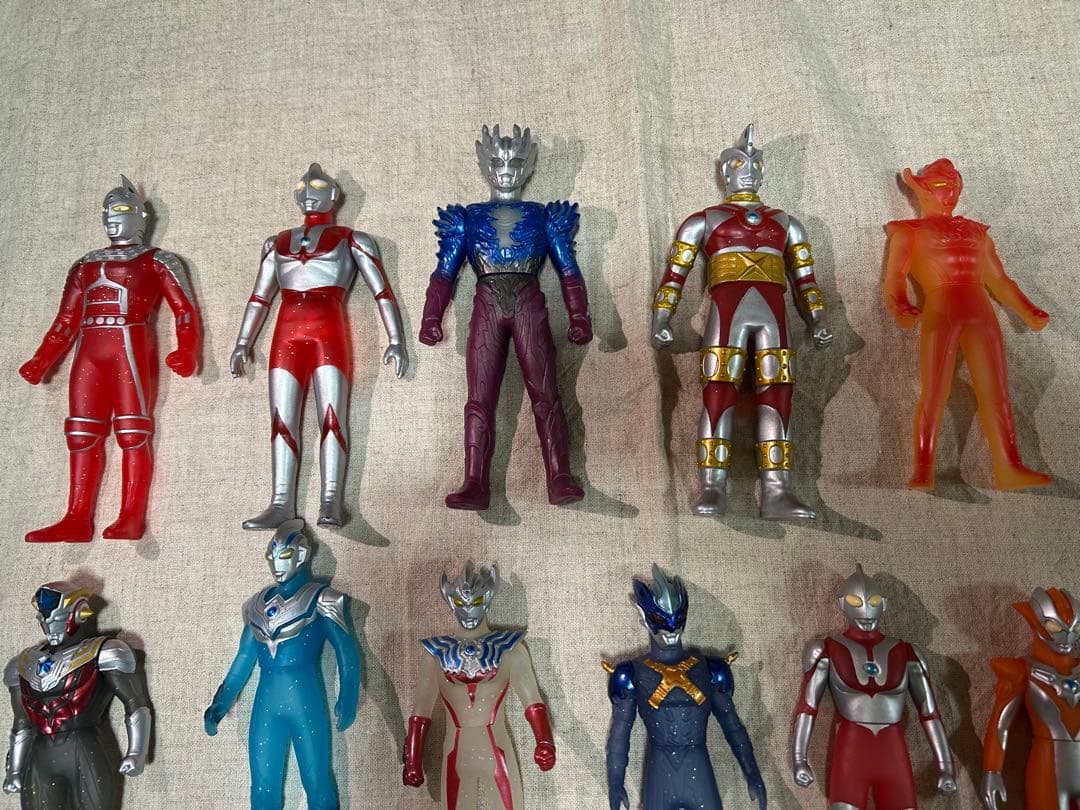 ウルトラマン　限定ソフビ　19体セット