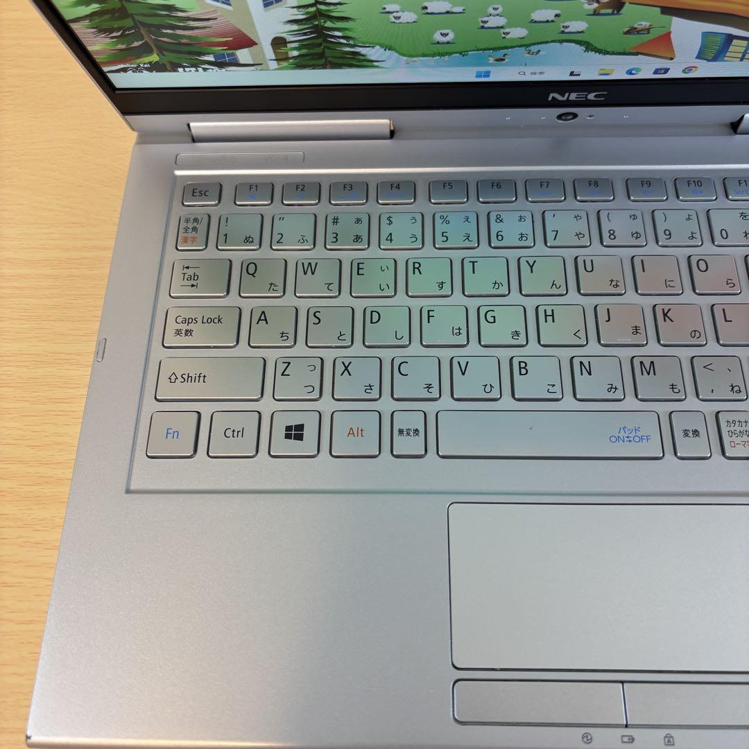 【タッチパネル】第8世代 i5 SSD256GB Win11 Office