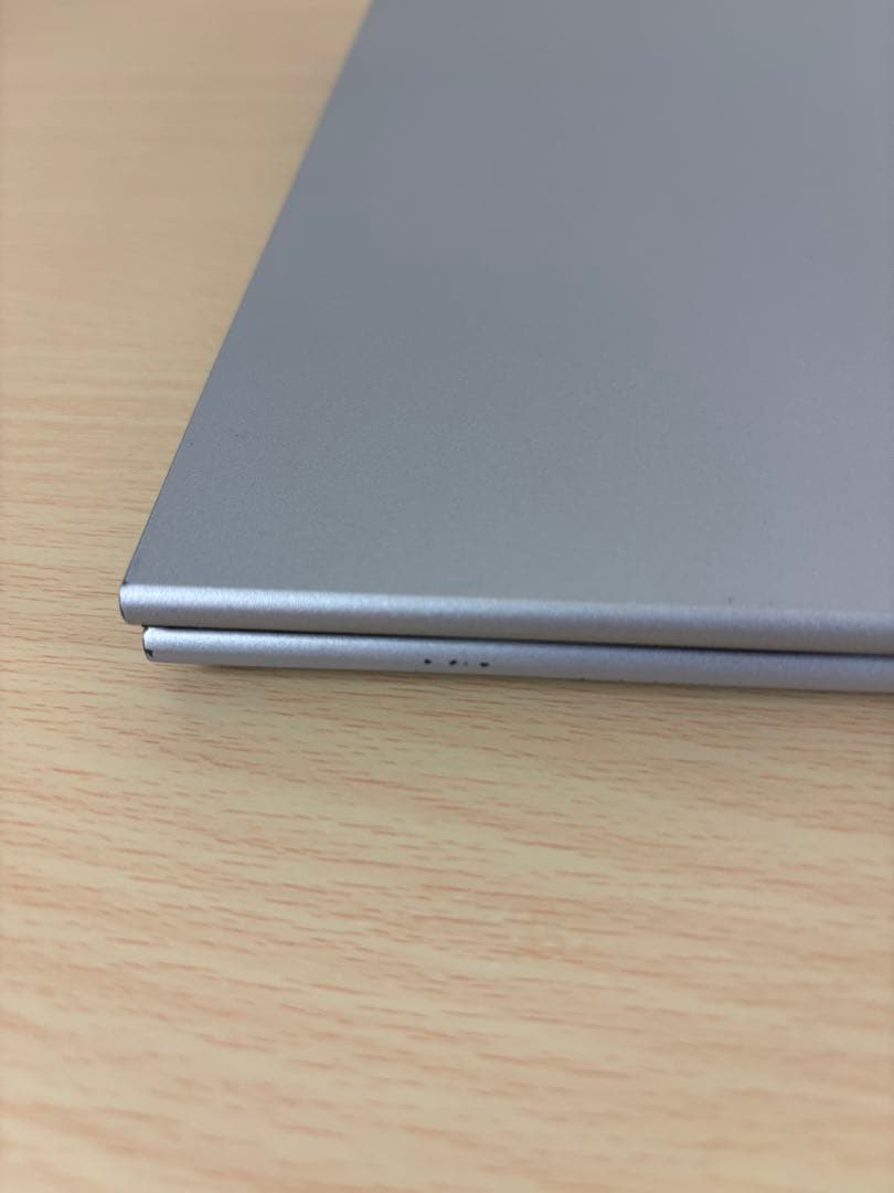 【タッチパネル】第8世代 i5 SSD256GB Win11 Office