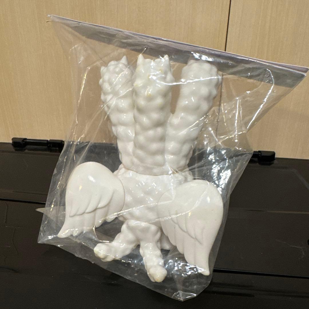 アートジャンキー　三頭獣王　キングパカラ　未開封