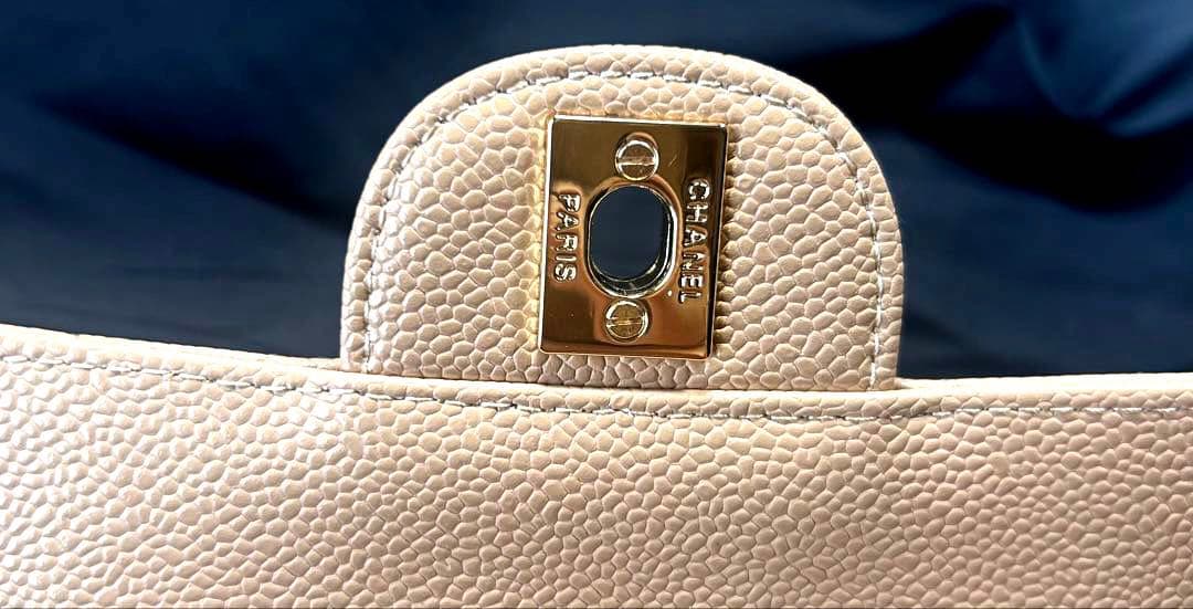 【週末だけのおまけ付き】チェーンバック25㎝　キャビアスキン本革　ノベルティ