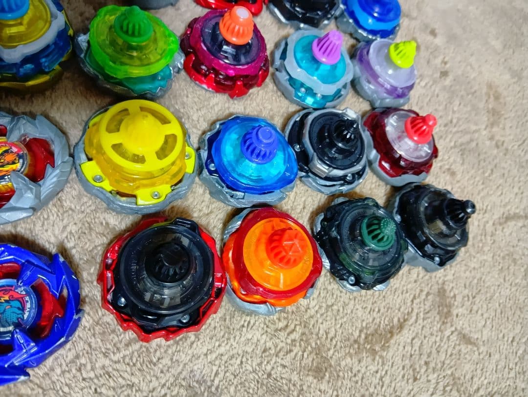 ベイブレードx　ラスト　ワルキューレボルト　ドランバスター　ティラノビート