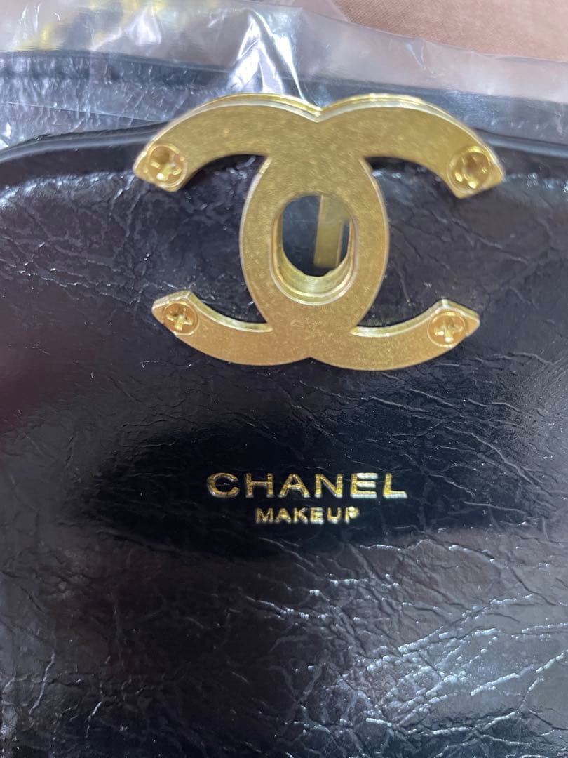 GWPノベルティ スマートフォンポーチ ショルダー ケース ミニバッグ ❣️