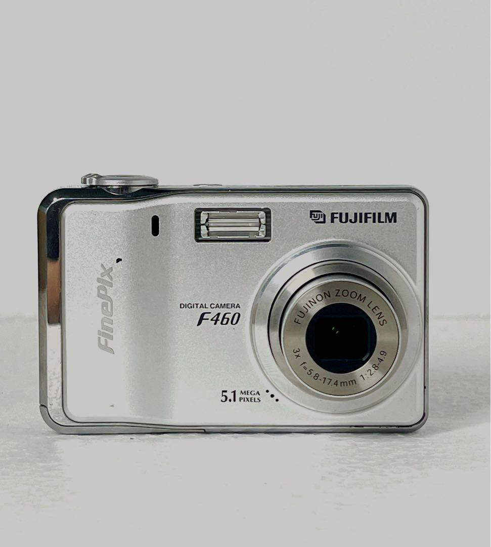 Fujifilm FinePix F460 コンパクトデジタルカメラ