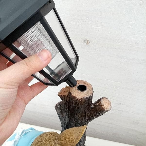 ガーデンオーナメント：ピーターラビット＆お母さんソーラーライトなし