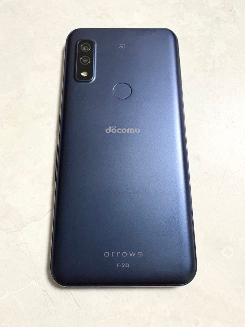 も*ん様 Android　arrows We F-51B 64GB ★ジャンク品