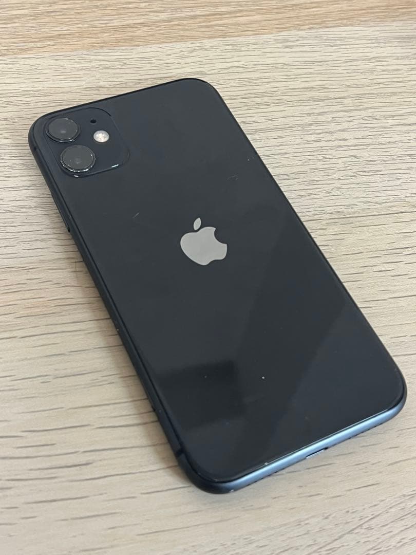 ジャンク品 iPhone 11 128GB ブラック バッテリー84%
