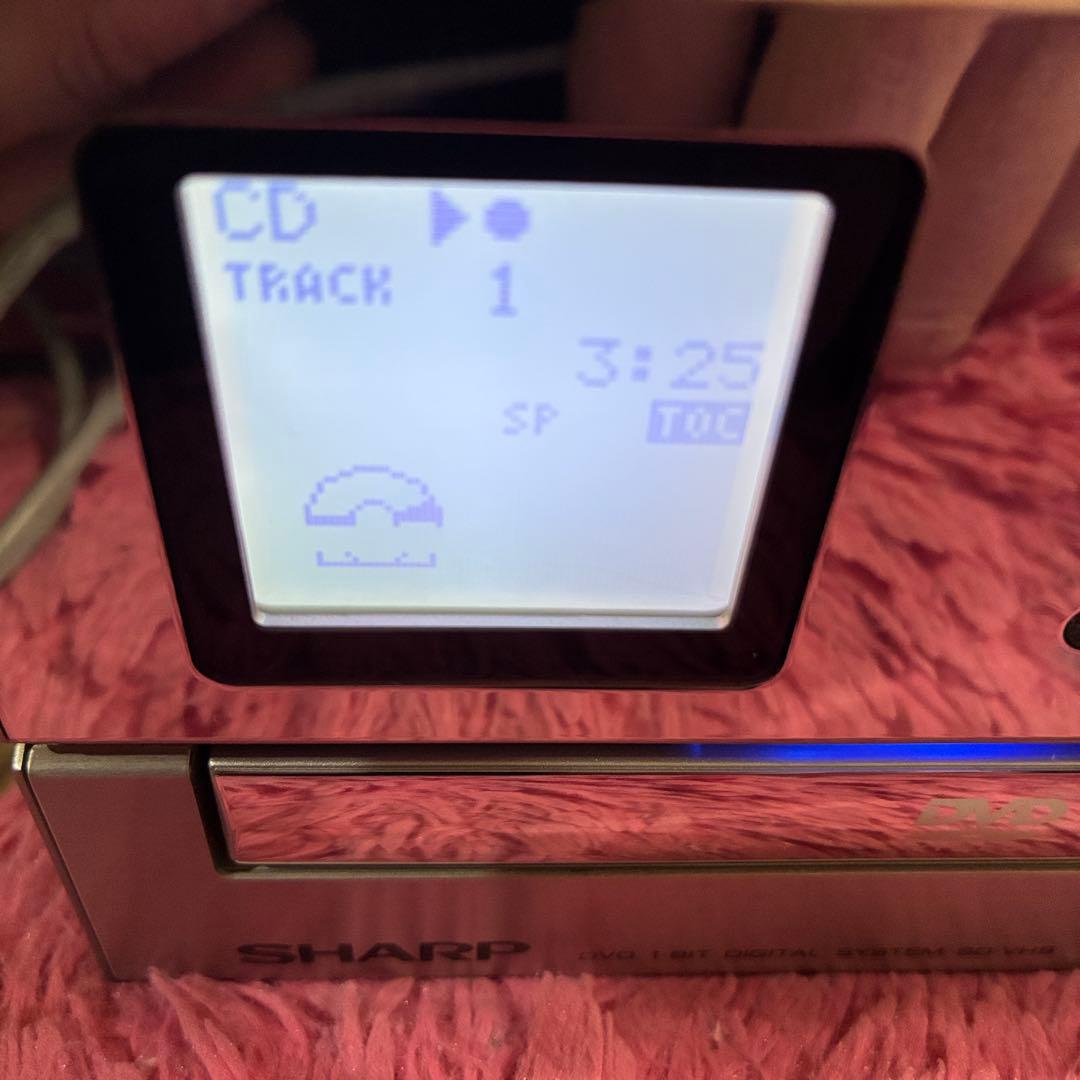 シャープ　完動品　DVD MD CDミニコンポ　SD-VH9