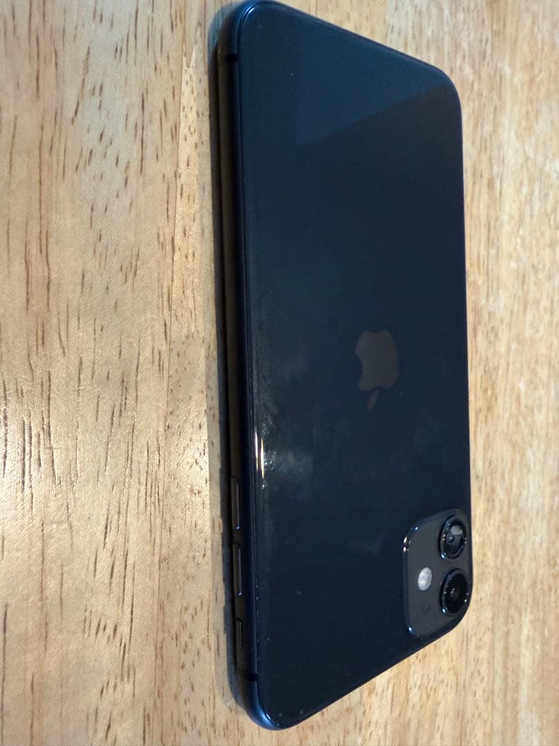 iPhone11 64GB SIMフリー 本体 バッテリー71% カメラ割れあり