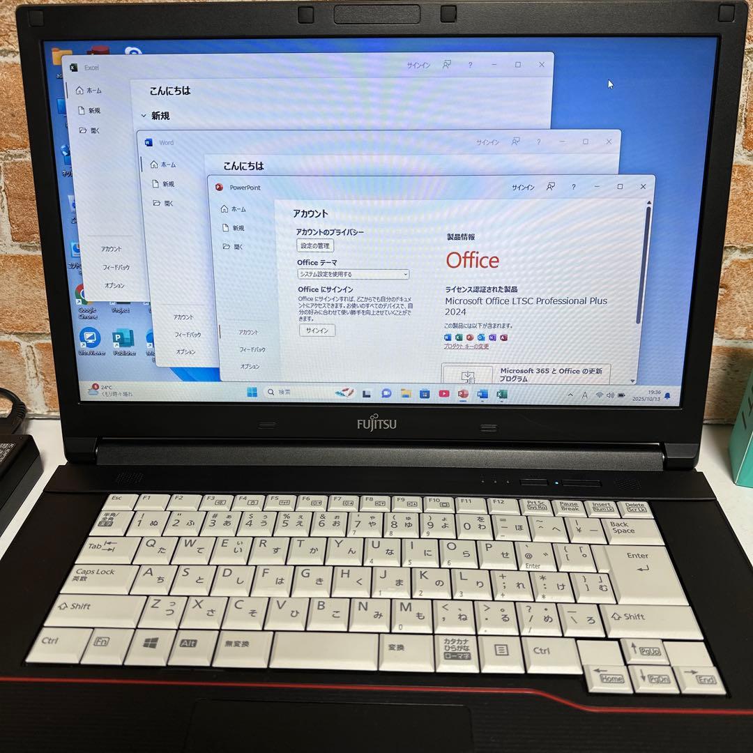 富士通 ノートPC 高速起動SSD Windows11 オフィス2024年入り