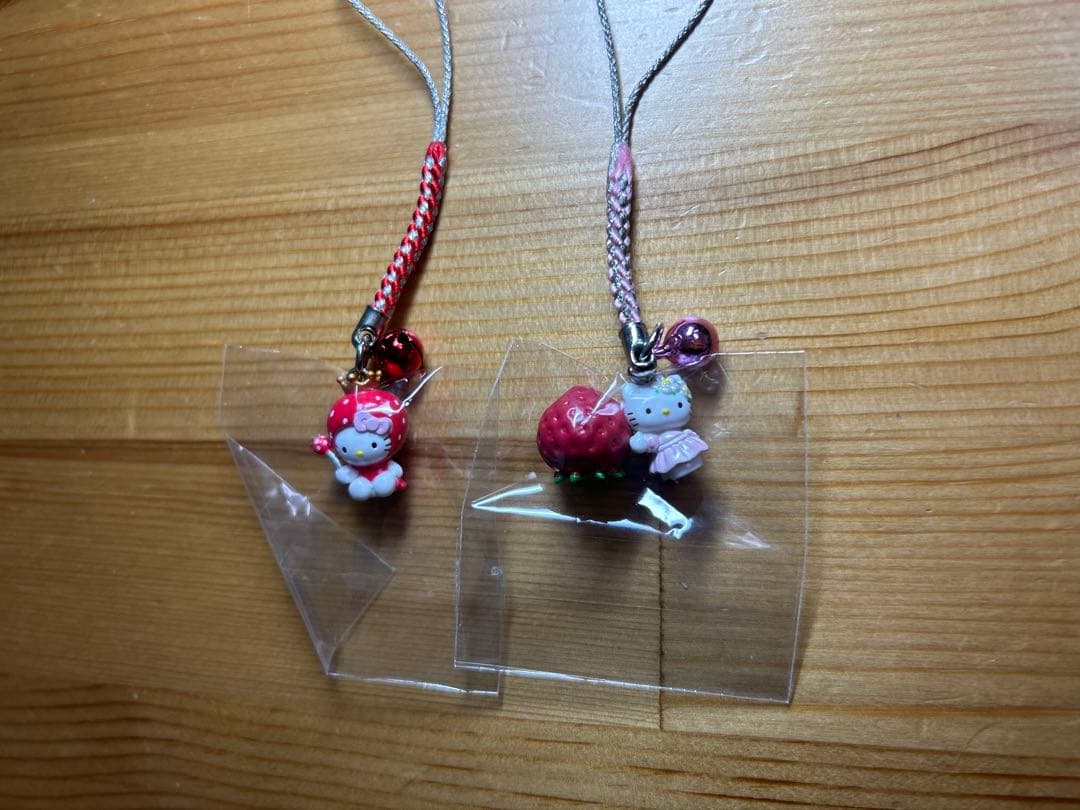 【レア】 ご当地キティ 根付け ストラップ 栃木 静岡 いちご2種セット