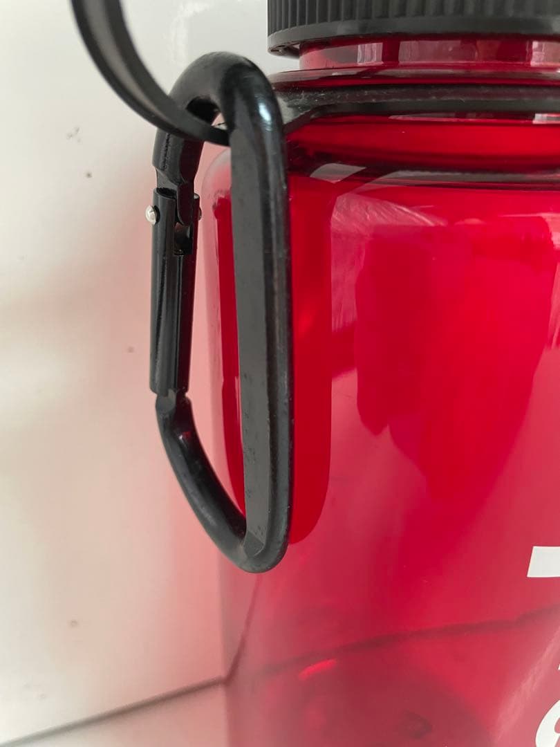 【662】supreme Nalgane 32 oz Bottle