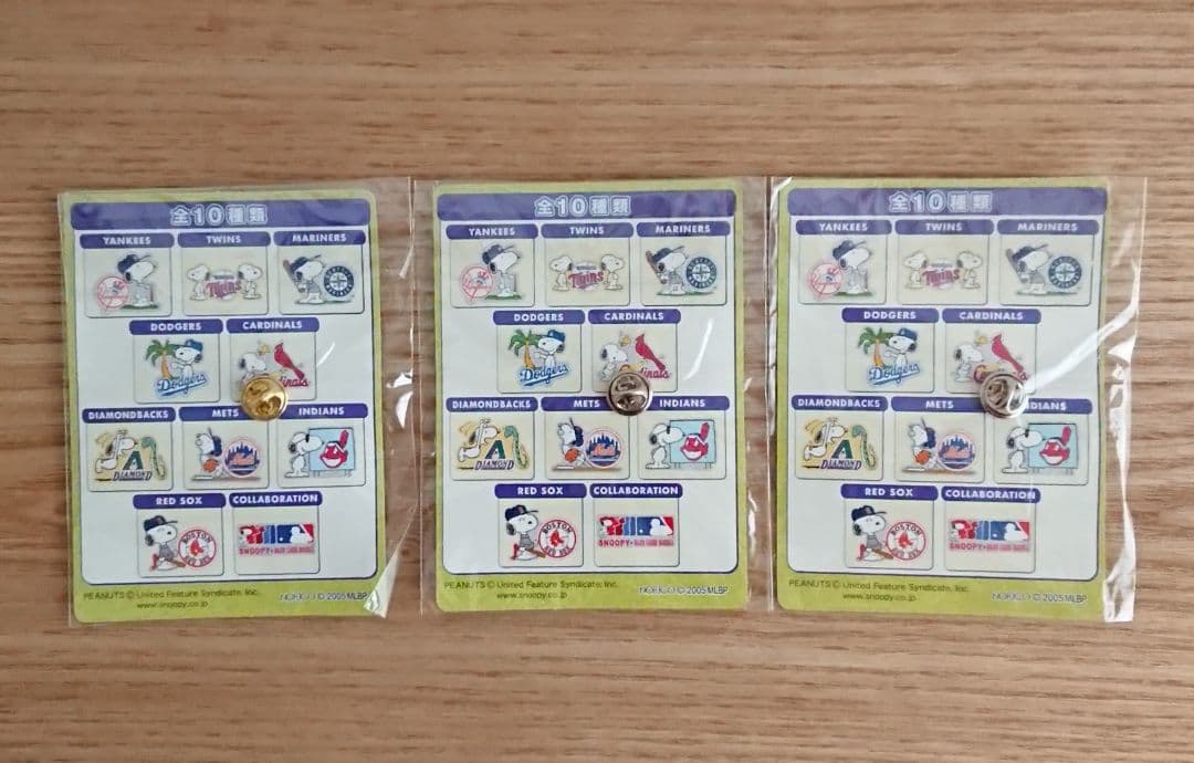 SNOOPY×MAJOR LEAGUE BASEBALLコレクションピンズ10種