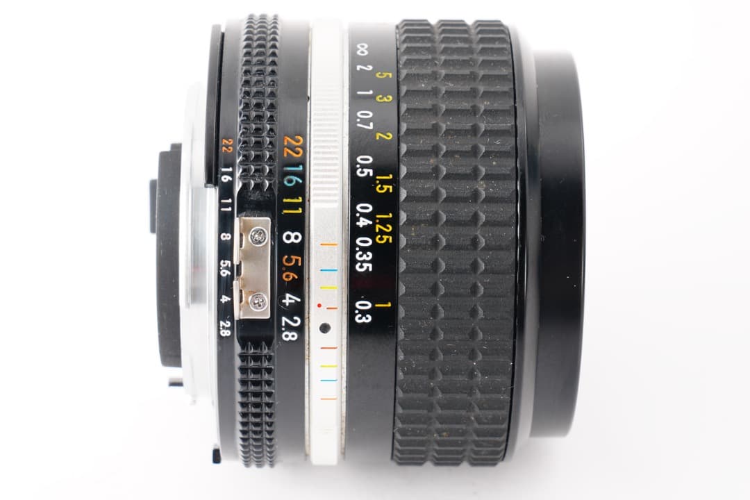 【極美品】Nikon Ai-s Nikkor 24mm F2.8 342 ニコン
