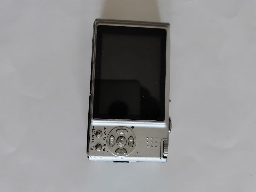 LUMIX コンパクトデジタルカメラ 本体DMC-FX33とバッテリーと充電器