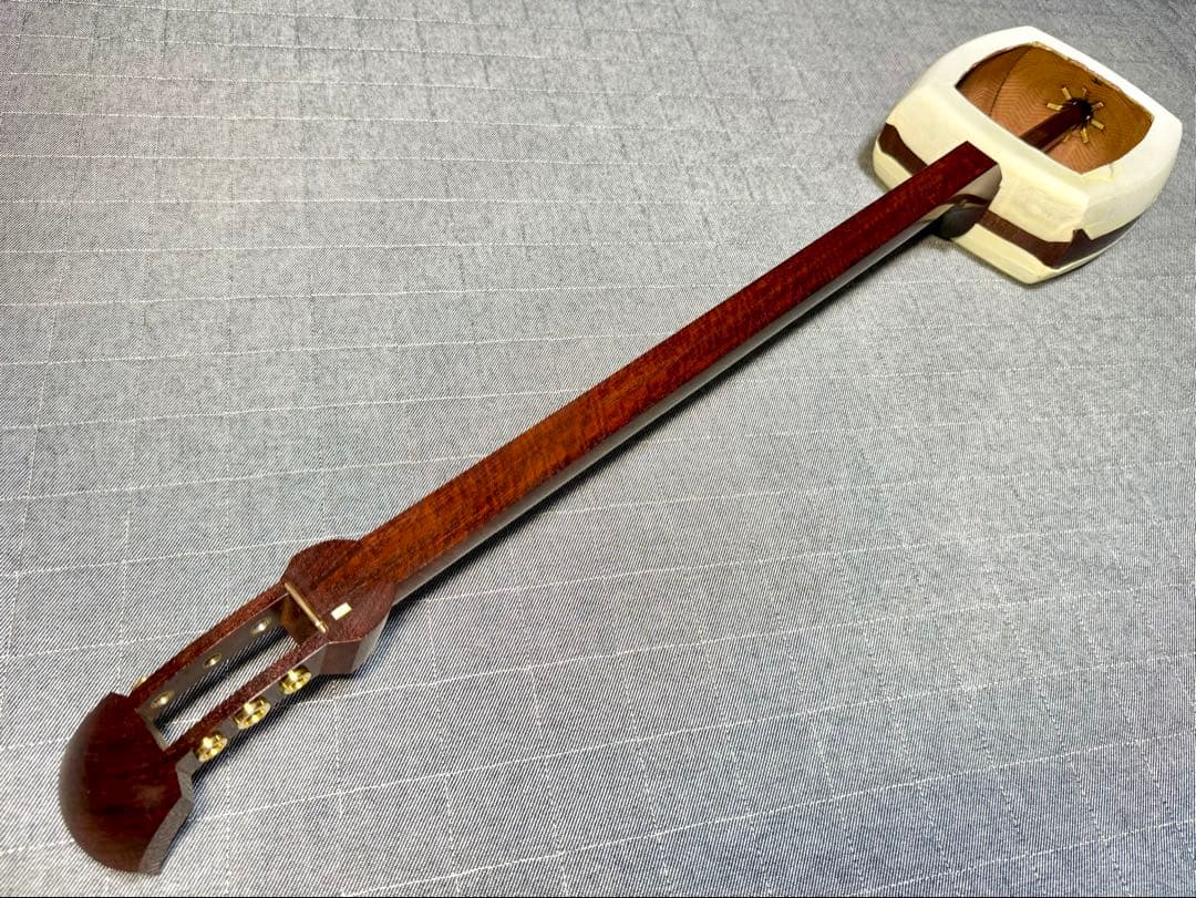 【大虎杢・極】最高峰 津軽三味線 K18 金細 子持綾杉 極上美品 超希少 太棹