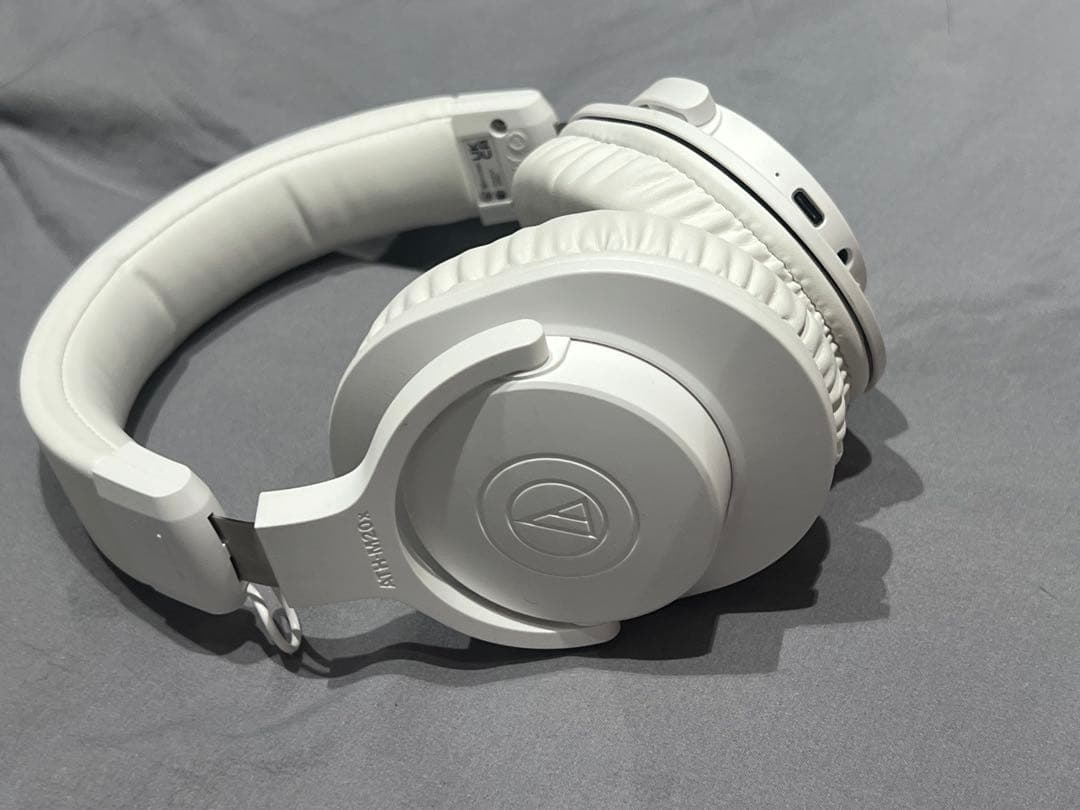 オーディオテクニカ　Bluetoothヘッドフォン　ATH-M20xBT