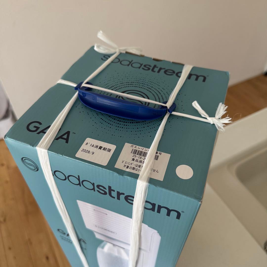【新品】sodastream GAIA 炭酸水メーカー ホワイト ボトル付き