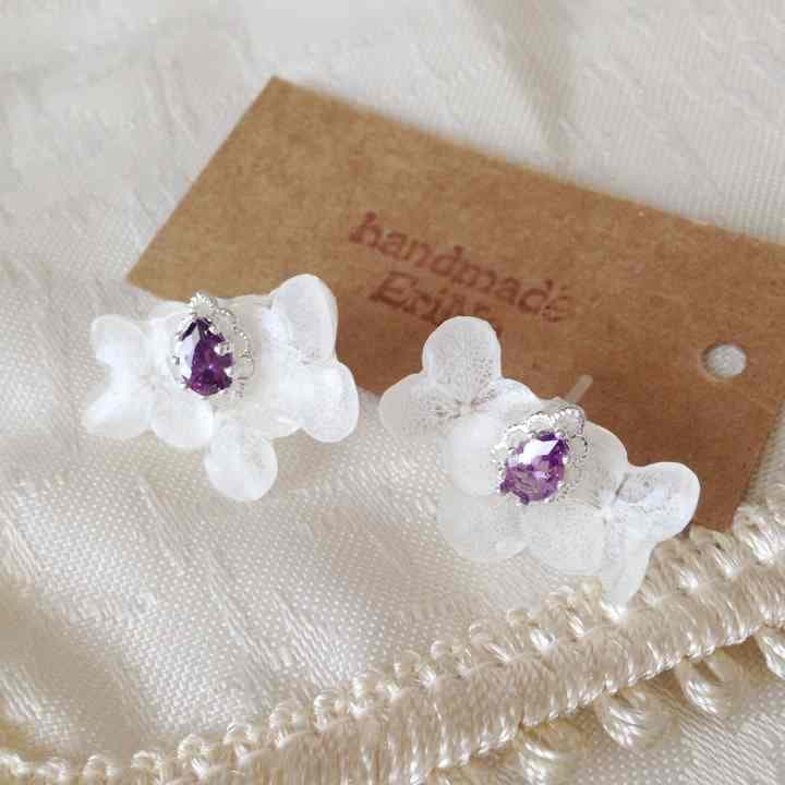 パープルA級ストーンあじさいピアス