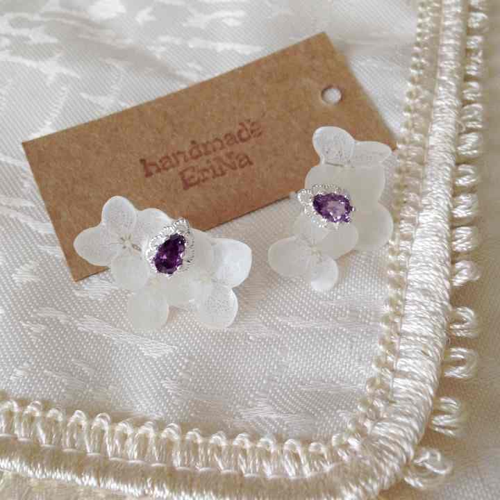 パープルA級ストーンあじさいピアス