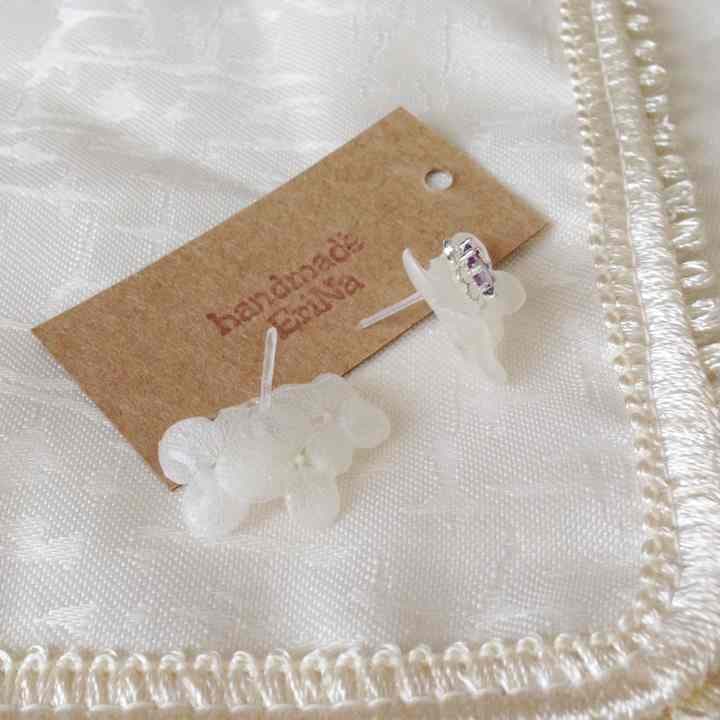 パープルA級ストーンあじさいピアス