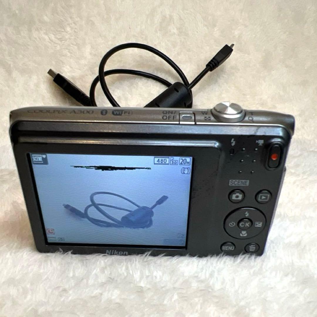 【訳あり】ニコン Nikon Coolpix A300 バッテリー付 シルバー