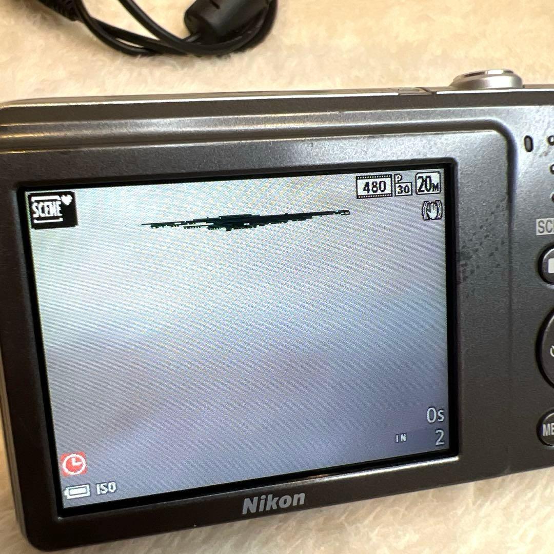 【訳あり】ニコン Nikon Coolpix A300 バッテリー付 シルバー