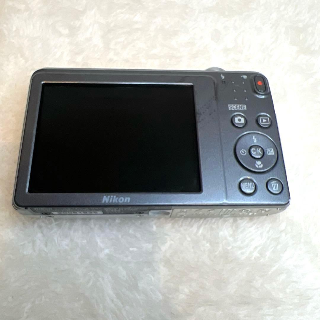 【訳あり】ニコン Nikon Coolpix A300 バッテリー付 シルバー