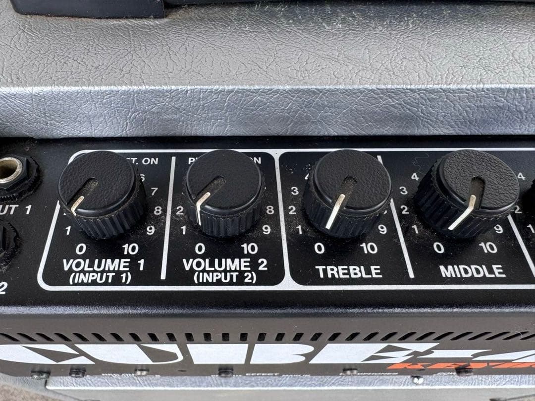 鍵盤楽器 Roland CUBE-40 KEYBOARD