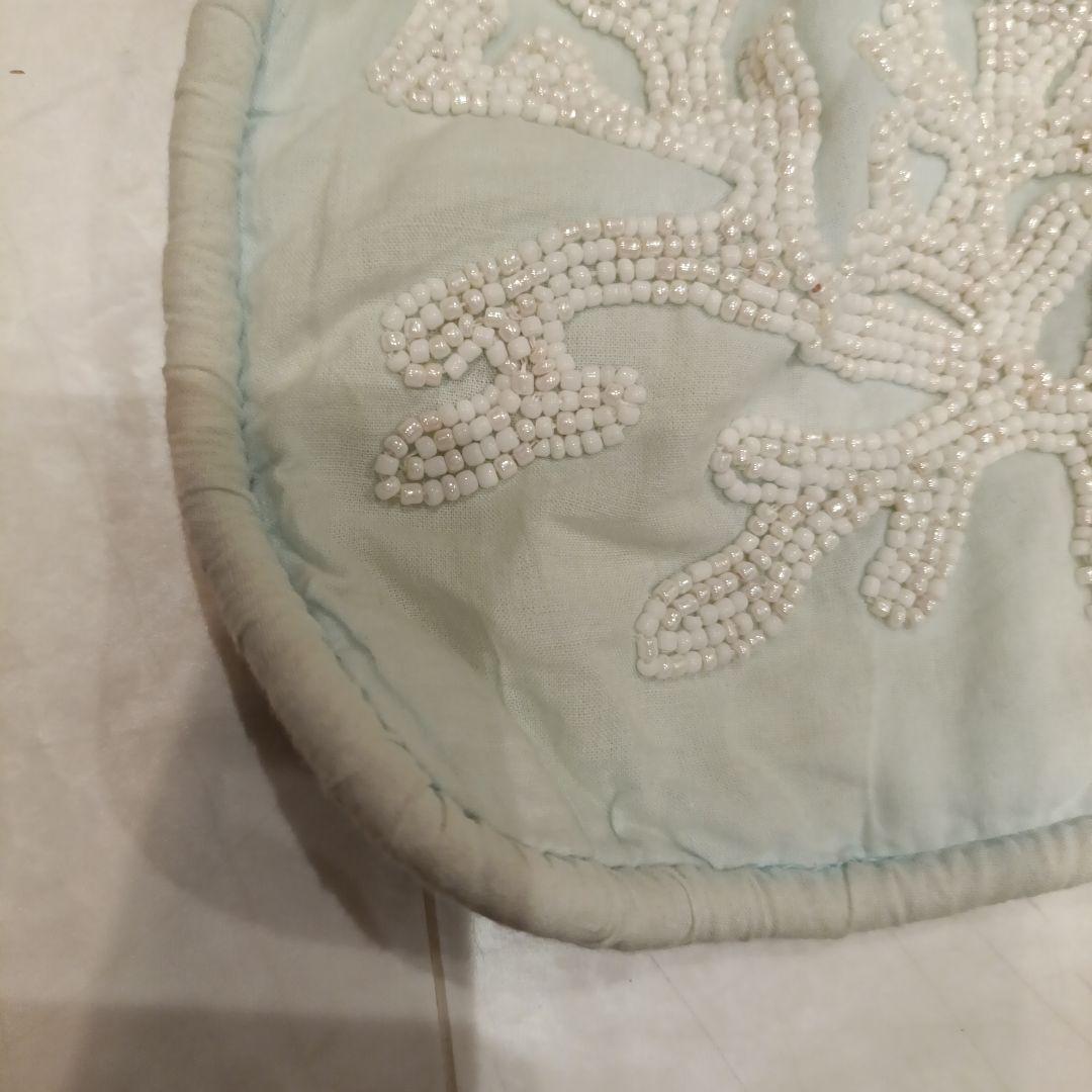 タヒチホテルブティック購入2枚　コーラルビーズ刺繍クッションカバー