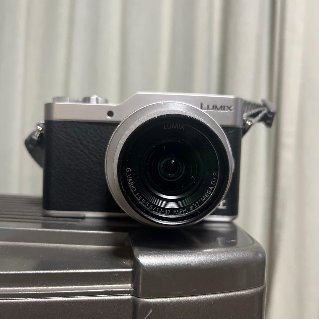 LUMIX DC-GF9Wダブルレンズキット+マクロレンズ