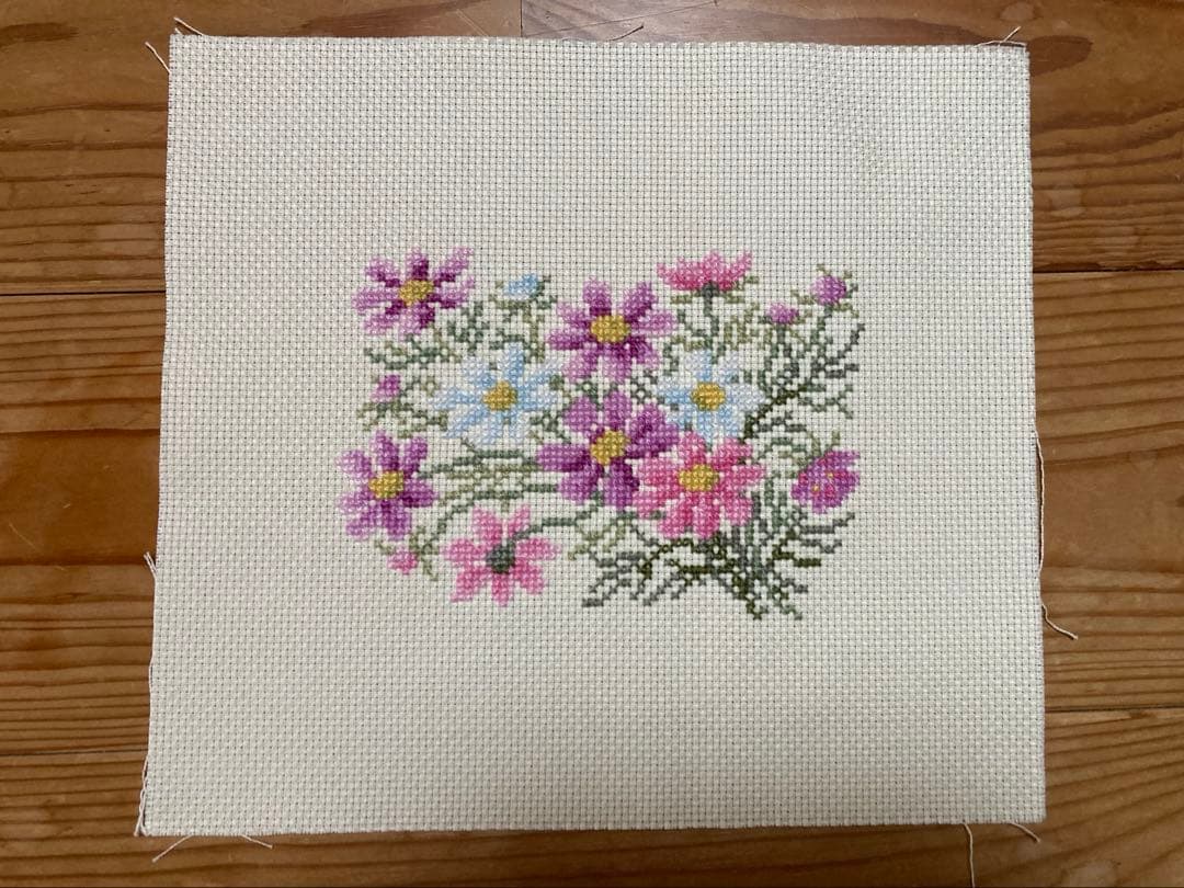 12か月の花　クロスステッチ完成品12枚セット マリー・カトリーヌ　コレクション