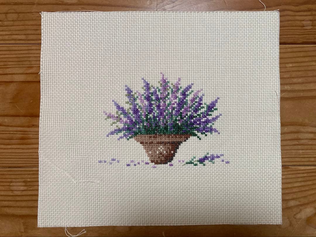 12か月の花　クロスステッチ完成品12枚セット マリー・カトリーヌ　コレクション