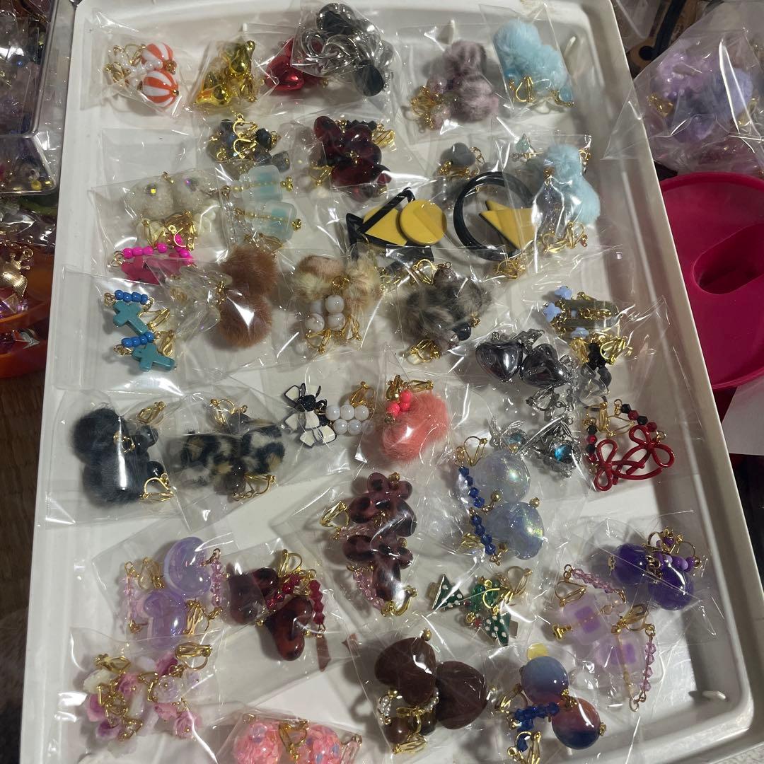 ハンドメイドピアス