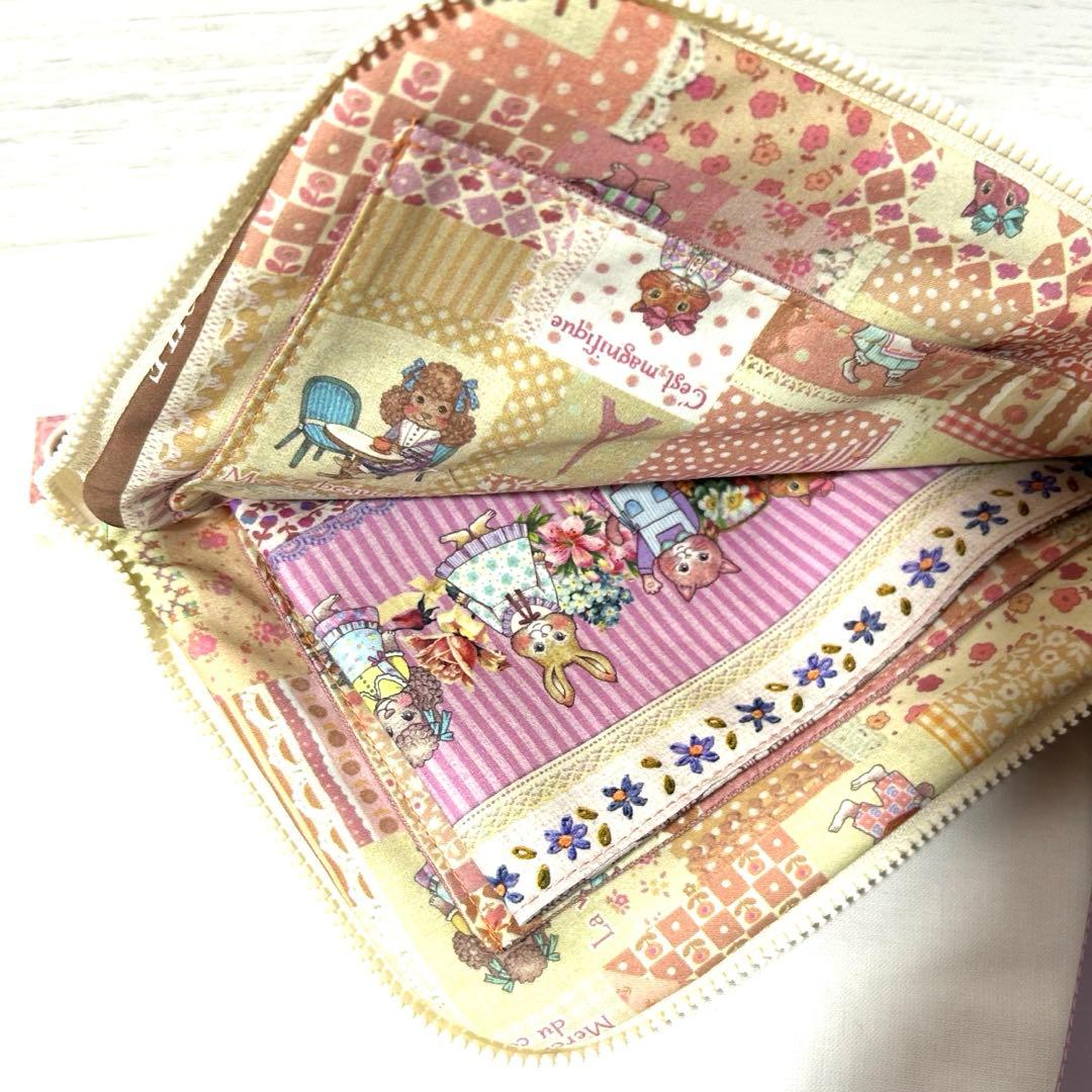 専用です！　　ポーチ　バッグ　ハンドメイド