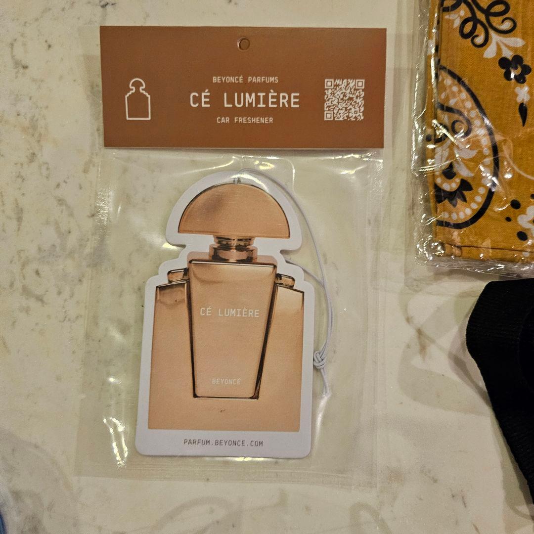 ビヨンセ COWBOY CARTER ツアーグッズ＋未使用Tシャツ3枚付き