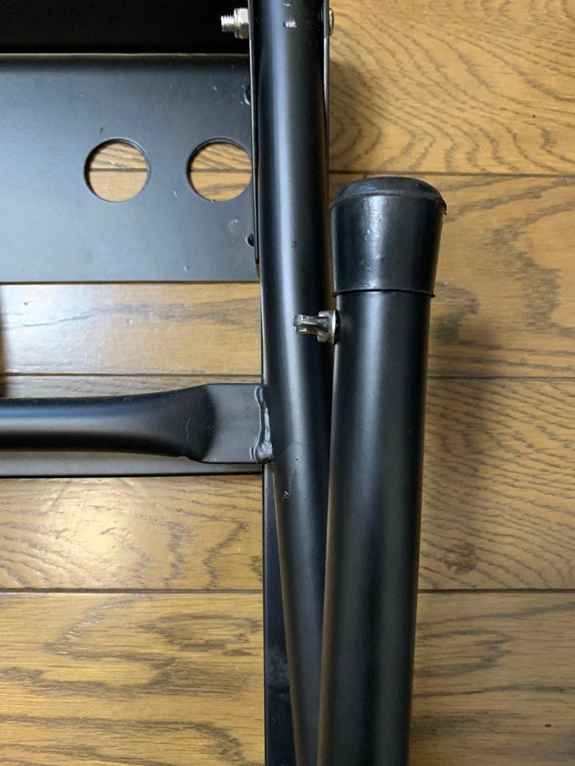 幅高さ調整可能　黒金属キーボード　スタンド　美品　折り畳み　置き台クッション付き