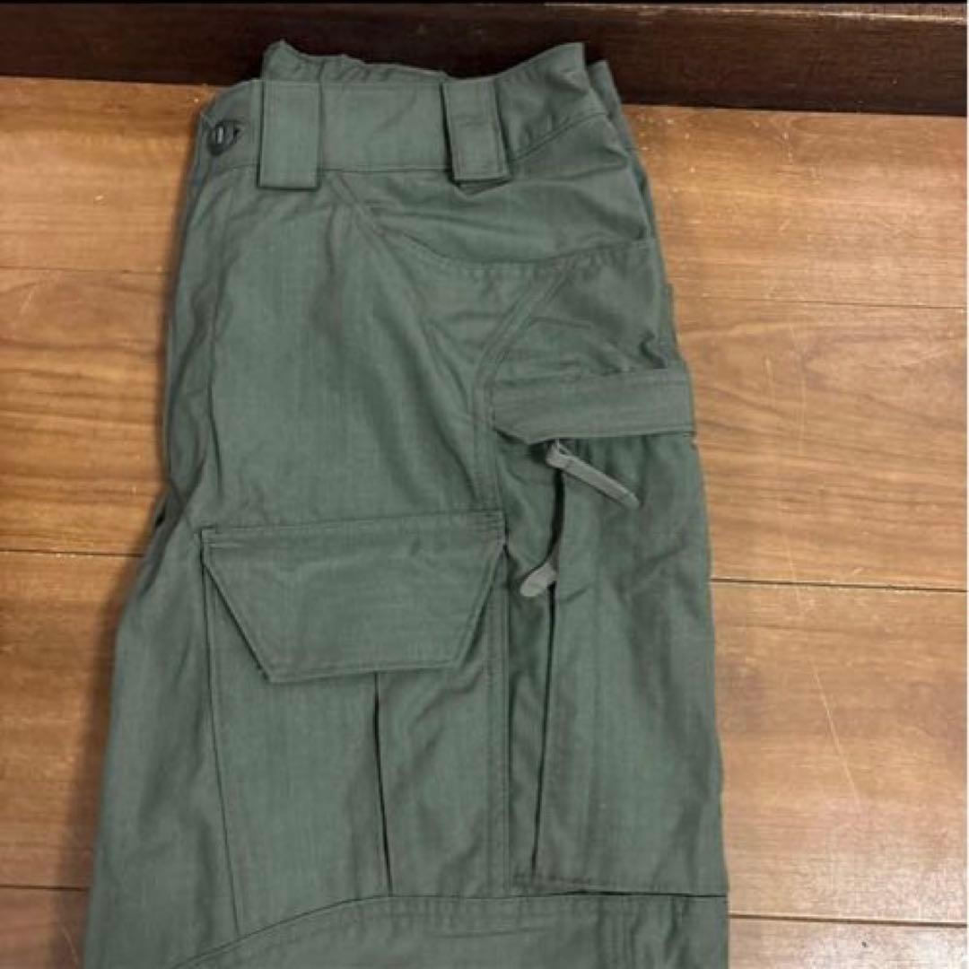 未使用品　米軍実物　MASSIF HELLMAN COMBAT PANT 32R