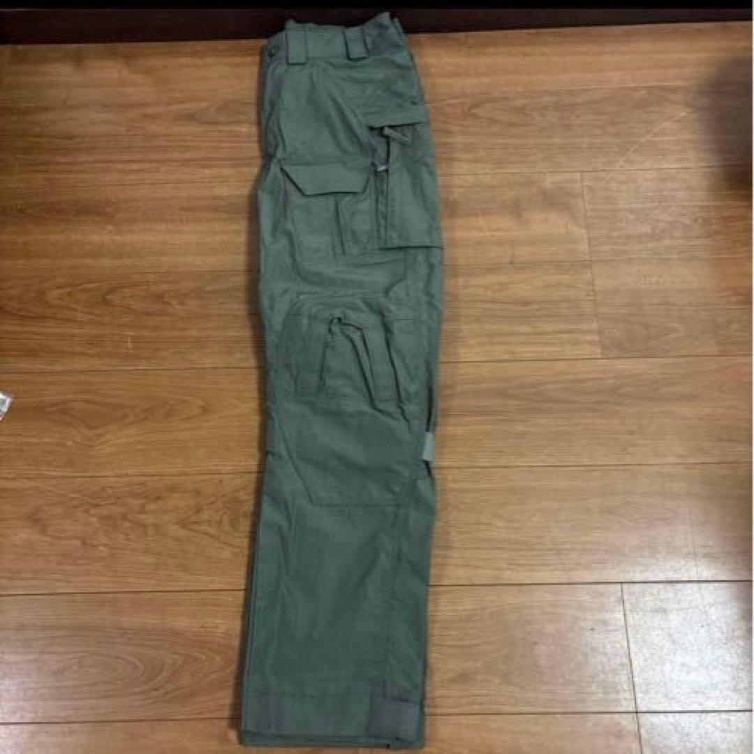 未使用品　米軍実物　MASSIF HELLMAN COMBAT PANT 32R
