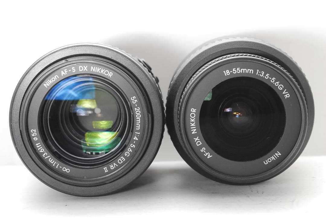 【使用感極少　ダブルレンズ】　Nikon D5600　WiFi搭載　スマホ転送