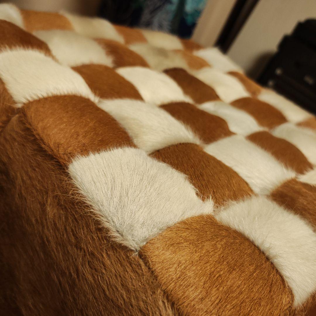 ミース ・ファン・デル・ローエ作 バルセロナ　キューブ ポニースキン