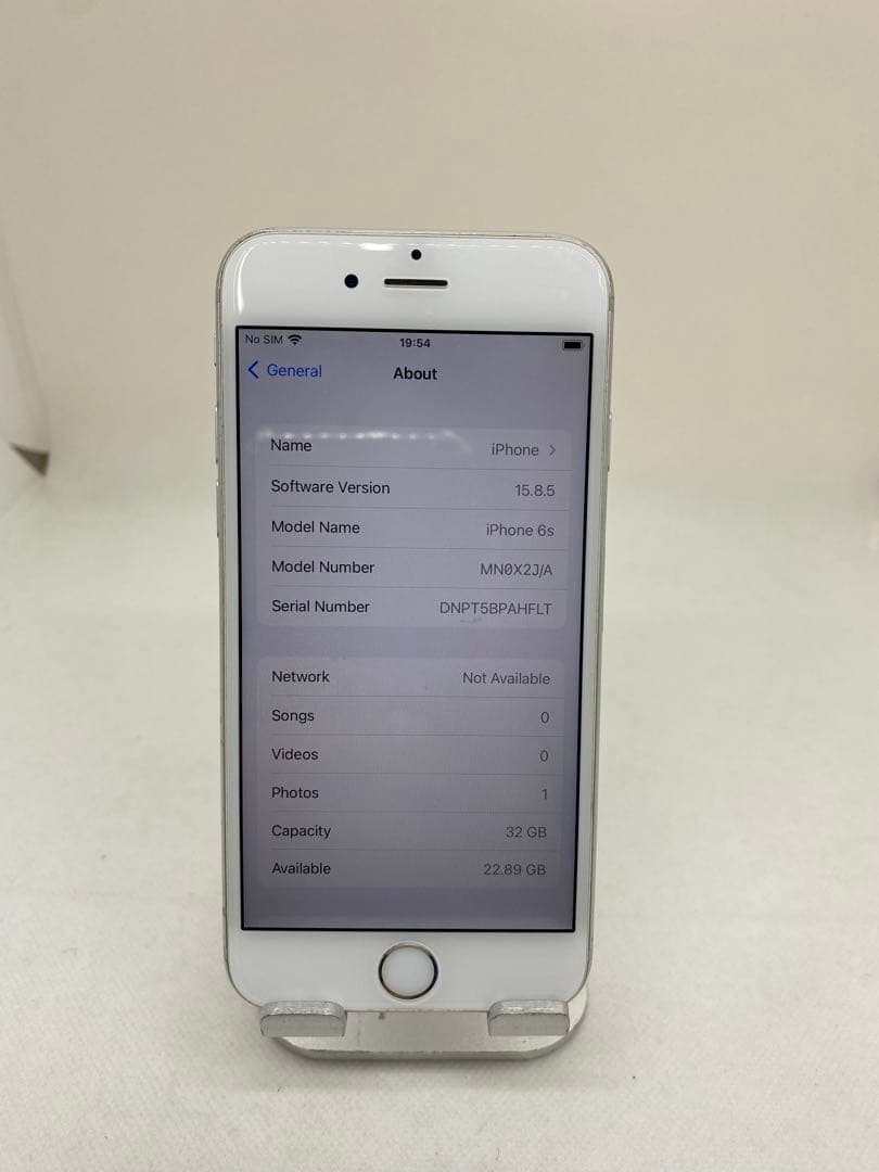 Iphone 6s 32GB Sim フリー　137180