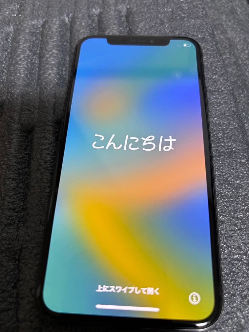 【限界値下げ】Apple iPhone X SIMロックなし　ケース付き