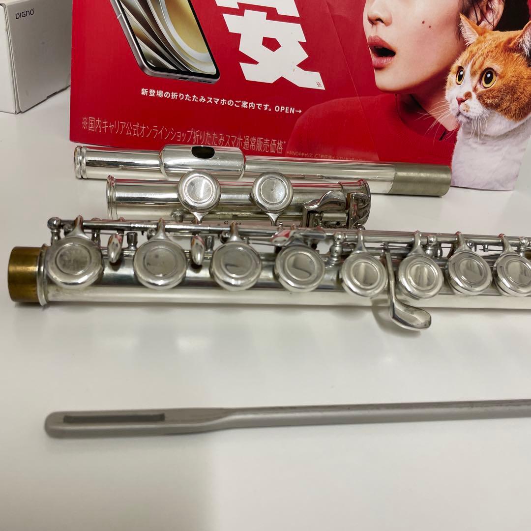 楽器　フルート本体のみ　ケースは御座いません。