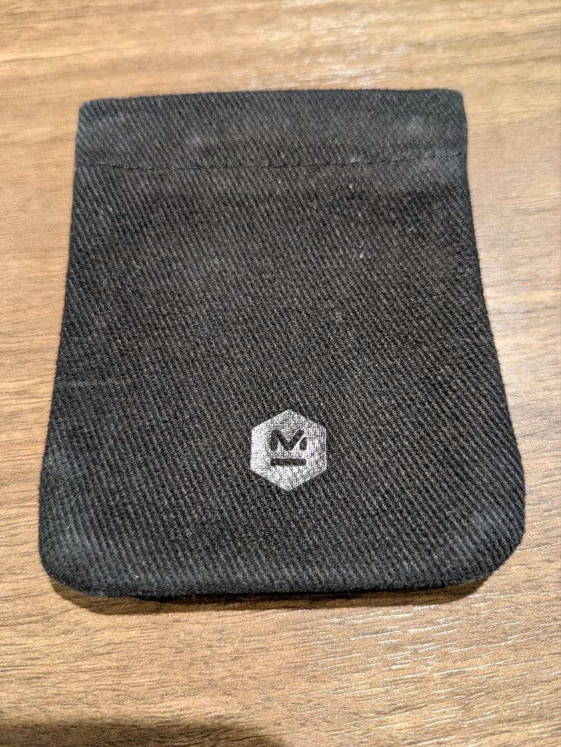 【美品】MASTER & DYNAMIC MW07 PLUS　完全ワイヤレス