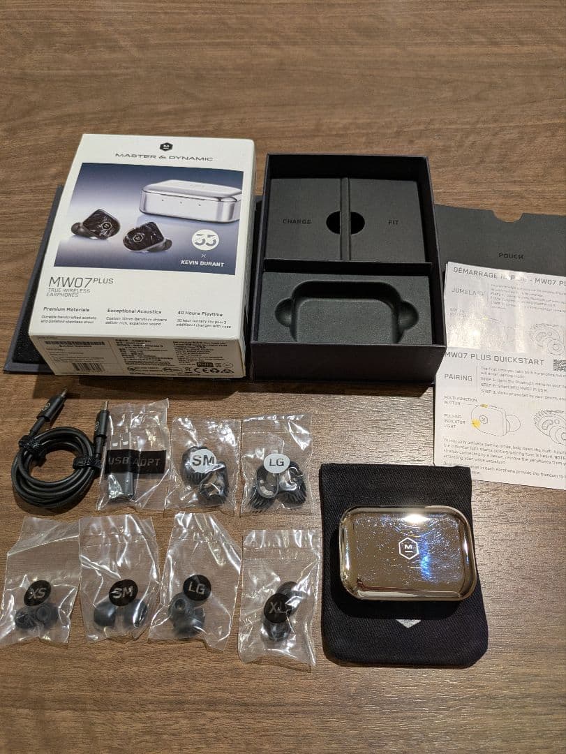 【美品】MASTER & DYNAMIC MW07 PLUS　完全ワイヤレス
