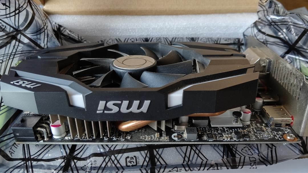 MSI GeForce GTX 1060 6G OC / 6GB 箱付属品有