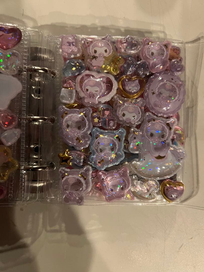 キラキラ可愛いシール帳完成品 はぴだんぶい きてぃーちゃん くろみ マイメロ